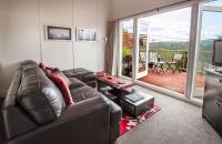 Treetops One-Bedroom Apartment 