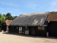 B&B Thame - The Thatched Barn - Bed and Breakfast Thame