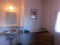 Eenpersoonskamer met Gedeelde Badkamer en Toilet