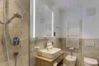 Apartment mit Balkon