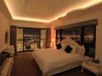 Deluxe Double Room with Night View