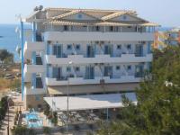 Two-Bedroom Apartment with Balcony and Sea View