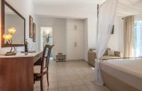 Honeymoon Room with Side Sea View