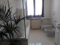 Habitación Triple con vistas al jardín