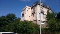 Demeure des Dentelles avec PARKING GRATUIT - B&B