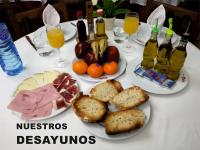 Hosteria Doña Conchi - Chambres d’hôtes Madrigal de la Vera