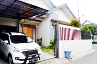 B&B Yogyakarta - Wirobrajan Street Homestay Jogja - Bed and Breakfast Yogyakarta