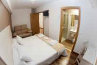 Camera Doppia con Letti Singoli