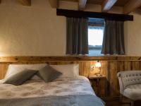 King Room with Spa Bath