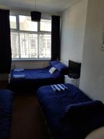 Quadruple Room with Shared Bathroom