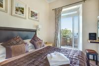 Compact Double Room with Balcony and Sea View 1st Floor