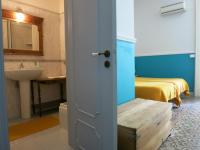 Doppel- oder Zweibettzimmer