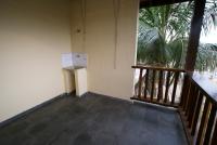 Apartamento con balcón