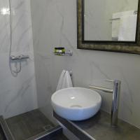 Monolocale Deluxe con Vista Mare (2 Adulti)