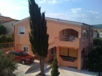 Apartments Slavka - B&B Rogoznica