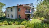 JoziStay @ Jackal Creek Apartments - B&B Roodepoort
