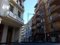 The appartments is opposite of "Europe Square", Batumi - Chambres d'hôtes Batoumi