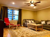 B&B Atlanta - Laugh, Eat, Sleep Downtown Wine Down 9E - Bed and Breakfast Atlanta