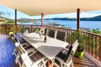 B&B Hamilton Island - Casuarina 16 - 3 Bedroom House With 180 Degree Ocean Views, Buggy & Valet Service - Bed and Breakfast Hamilton Island