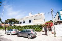 Lisbon Surf Villa - B&B Costa da Caparica