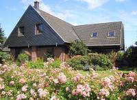 B&B Tating - Ferienwohnung Stauch - Bed and Breakfast Tating