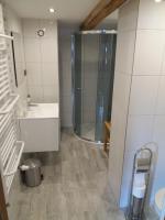 Chambre Quadruple avec Salle de Bains Privative