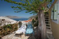 Kaitoula Studio Down - B&B Symi