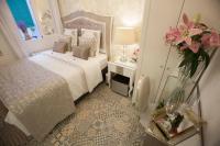 Hostal Casa Boutique - B&B Madrid