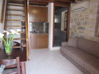 Room 4 - Deluxe Apartment- Split Level with Sea View