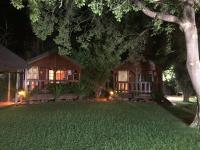 Sanyati Guesthouse - B&B