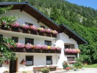 Haus Tina - Bed and Breakfast