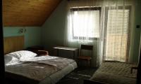 Camera Tripla Economy con Bagno in Comune