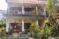 Kubu Loris Residence - B&B