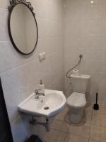 Deluxe Quadruple King Room with Private Bathroom