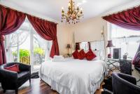 Deluxe Double Room with Balcony and Sea View