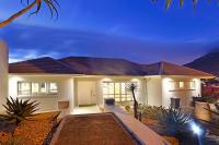 Msangasanga Villa - B&B