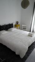 B&B Odivelas - Vasco Santana Guesthouse - Bed and Breakfast Odivelas