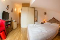 Doppelzimmer mit Balkon und Meerblick