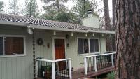 Lovely Mountain Lake Chalet by Yosemite: Equipped! - Bed and Breakfast