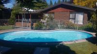 Dewdrop Cottage - Bed and Breakfast