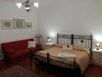 Tweepersoonskamer met Gedeelde Badkamer