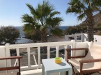 Doppelzimmer mit Balkon und Meerblick