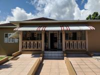 Jus4u-Apt-2 The Home Away From Home Villa - Bed and Breakfast Bamboo