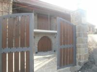 To Pandoxeio Tis Rinas - B&B ano chora