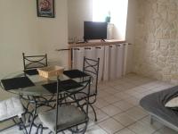 B&B Vals-les-Bains - Appartement Spacieux Valsois - Bed and Breakfast Vals-les-Bains
