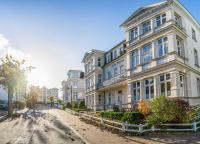 Villa Ahlbeck Haus 1 - B&B