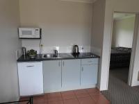 One-Bedroom Apartment (3 Adults)