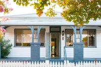 B&B Cessnock - Livy Lou's Cottage - Bed and Breakfast Cessnock