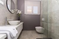 Appartement 2 Chambres avec Patio et Vue sur la Mer 