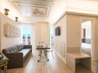 Appartement met een Balkon en Uitzicht op Zee